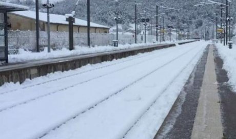 Déneigement des voies et des parkings dans l'Ain